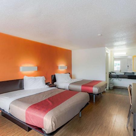 Motel 6 カラマズー エクステリア 写真