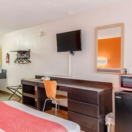 Motel 6 カラマズー エクステリア 写真