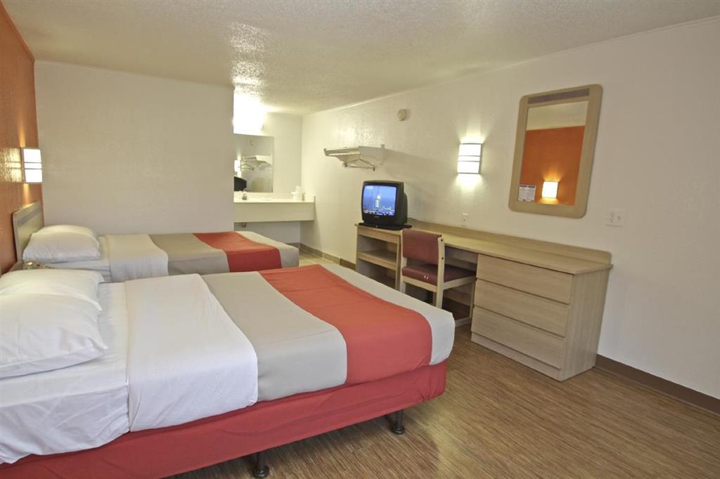 Motel 6 カラマズー 部屋 写真