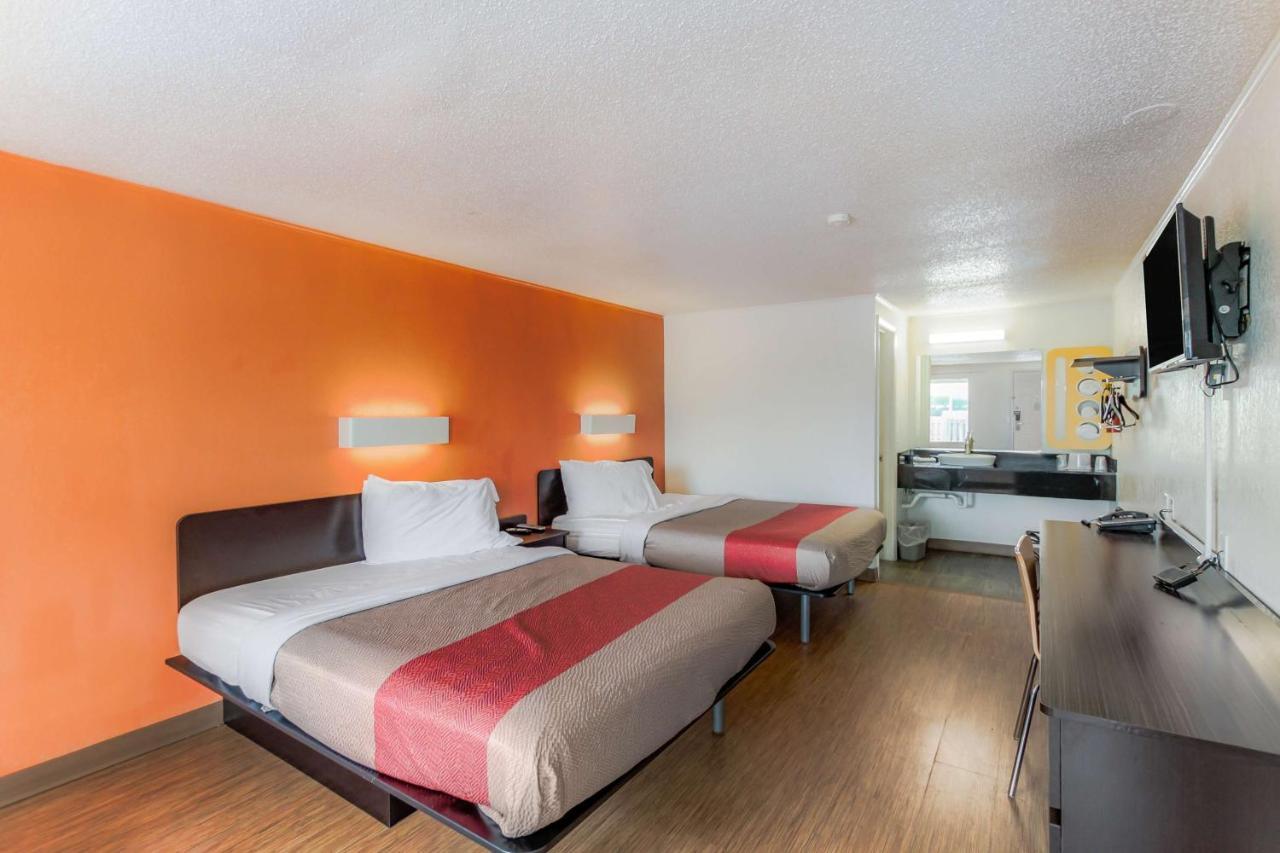 Motel 6 カラマズー エクステリア 写真